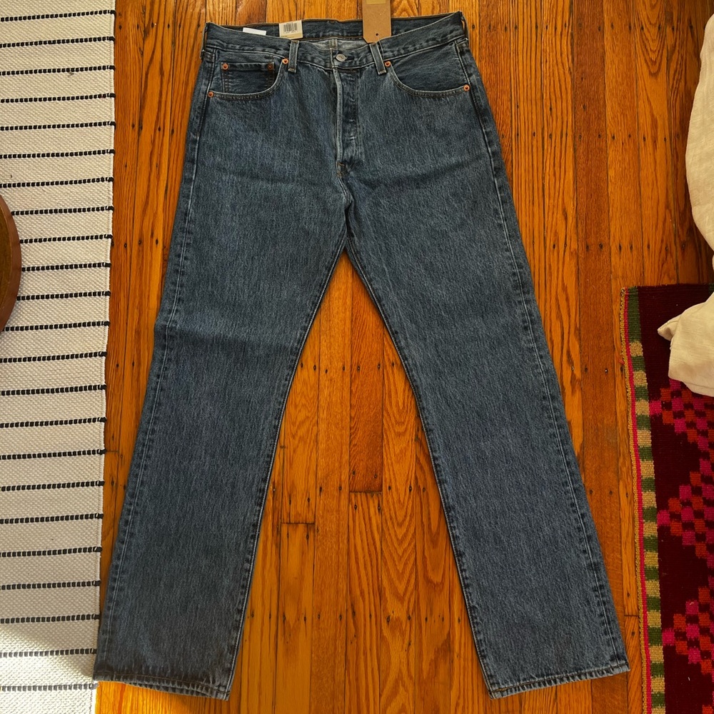 NWT levis straight leg 501s
